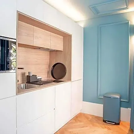 Liiiving In - Ribeira Design