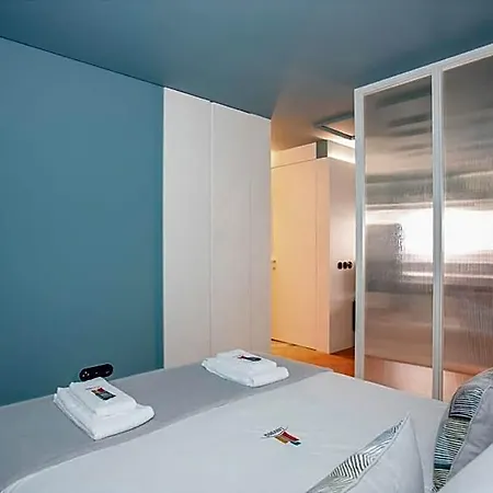 Liiiving In - Ribeira Design Hotell Oporto